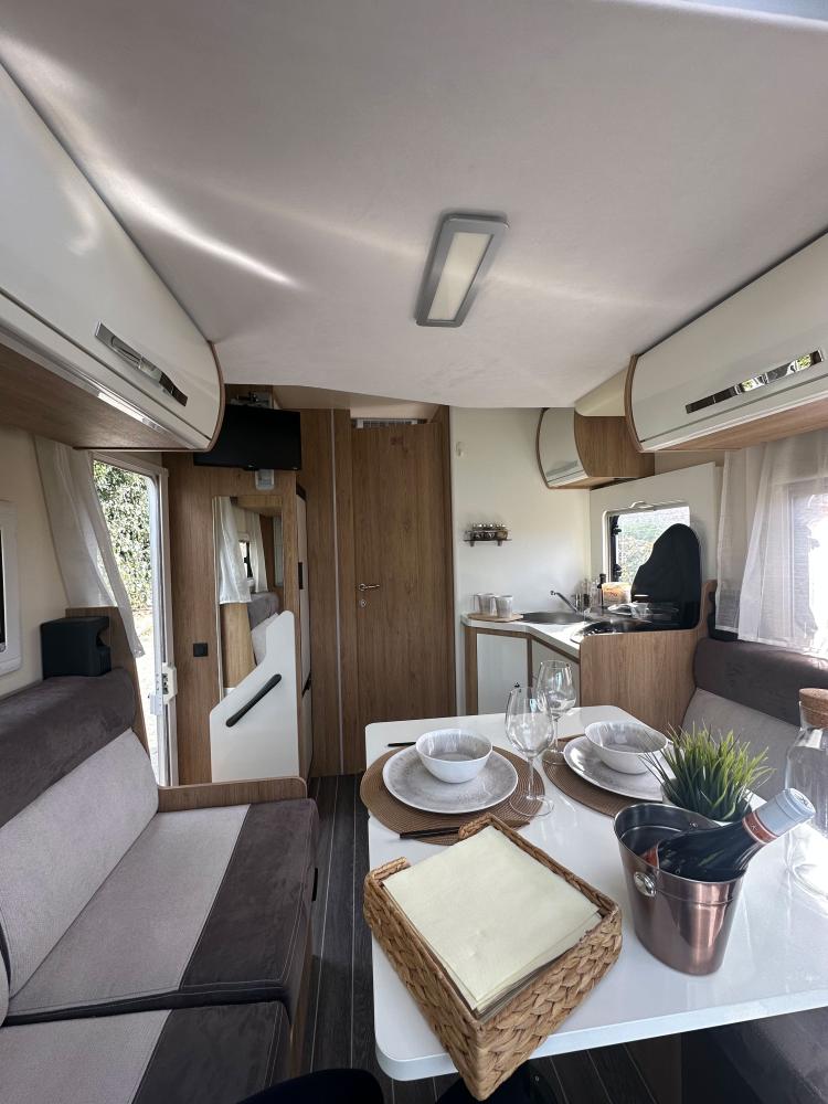 big_ci-horon-4-berth-camper-rental-sicily-6.jpg