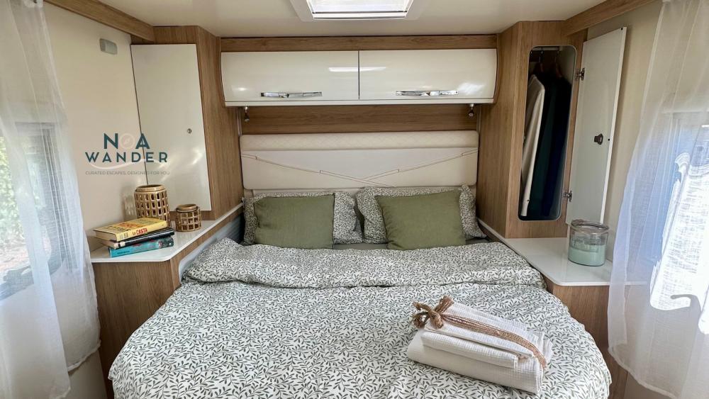 ci-horon-4-berth-camper-rental-sicily-1.jpg