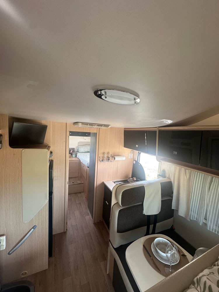 rimor-xgo-5-berth-camper-rental-sicily-25.jpg